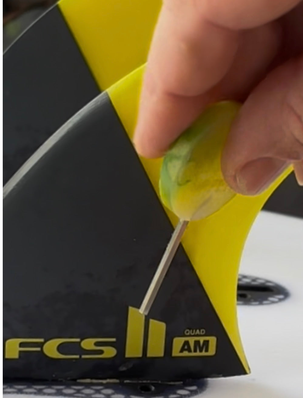 Upcycled Surfboard Fin Key – Eco-Friendly Resin Fin Tool & Plastic-Free Surf Accessory