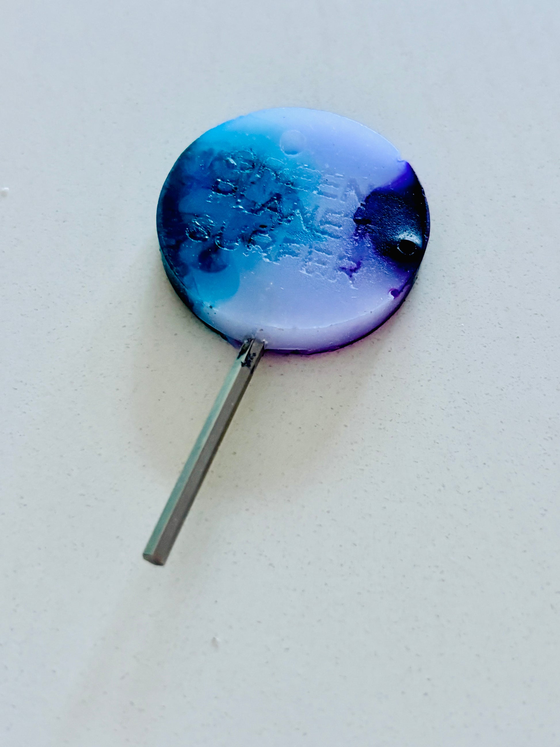 Upcycled Surfboard Fin Key – Eco-Friendly Resin Fin Tool & Plastic-Free Surf Accessory