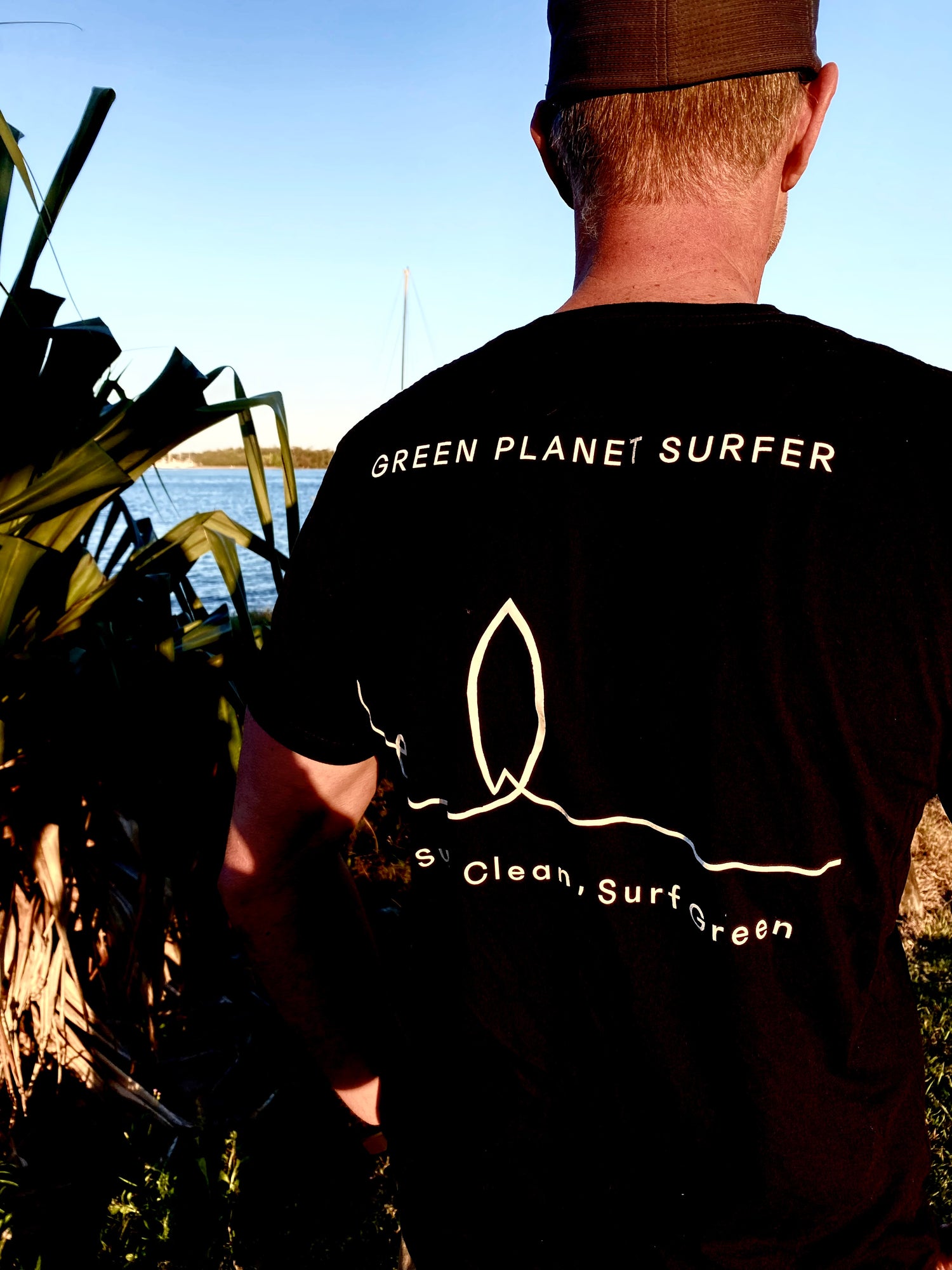 Organic Cotton T-Shirt Surfer – Green Planet